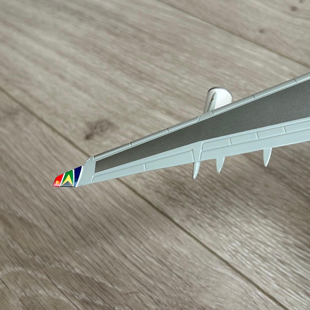 【新品】South African 南アフリカ航空 エアバスA340-300模型