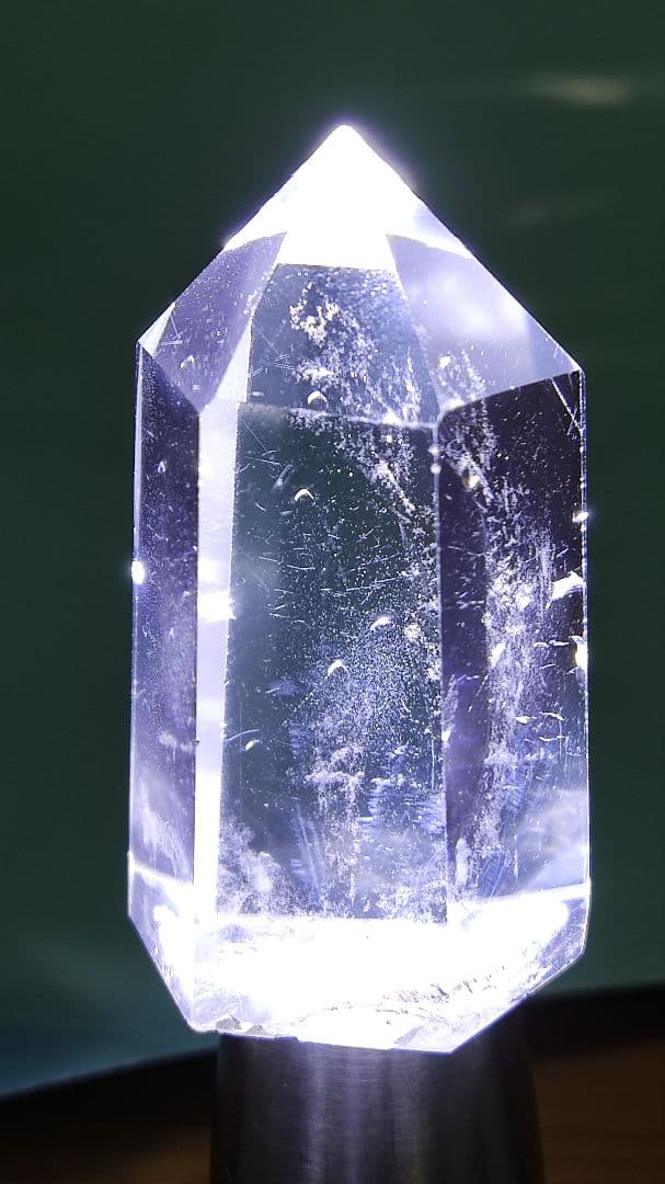 パワーストーン　天然石　エンジェルラダー入り水晶　ポイント　85g　No.166