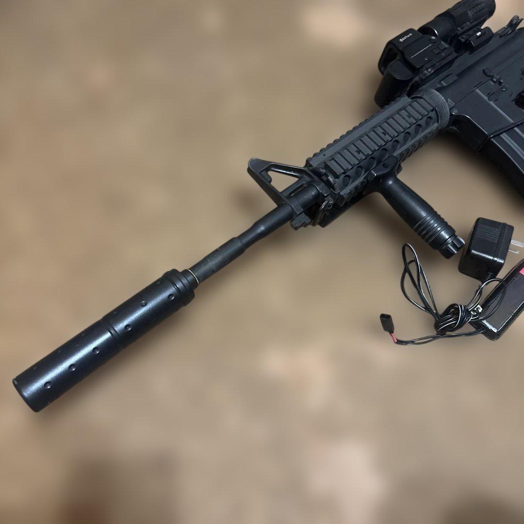 マルイM4 サイレンサー カスタム　他　カスタム　300連マガジン