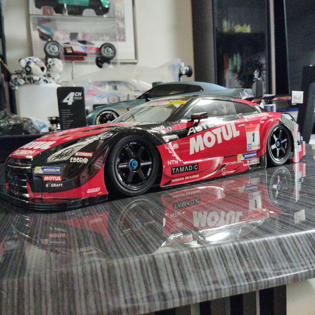 タミヤ 1/10 モチュール GTR 完成済みボディ　タイヤホイール付き