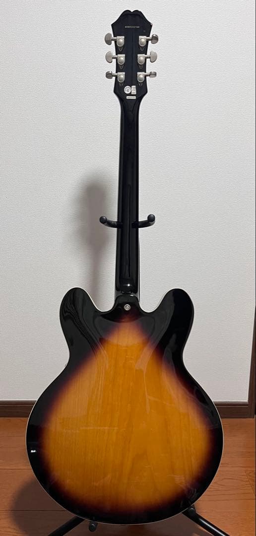 Epiphone エレキギター　セミアコ　Dot VS 335