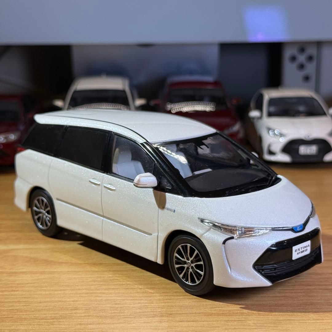 【非売品】エスティマ ハイブリッド カラーサンプルミニカー 1/30