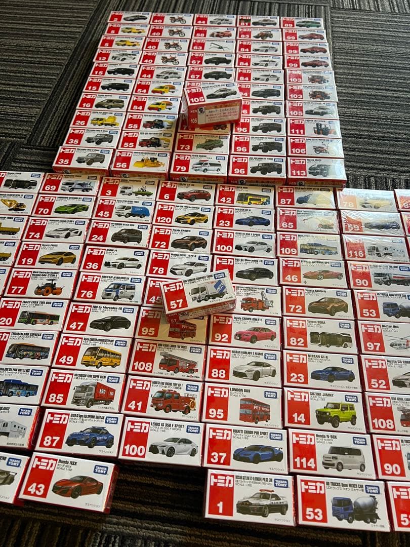 新品トミカ まとめ売り