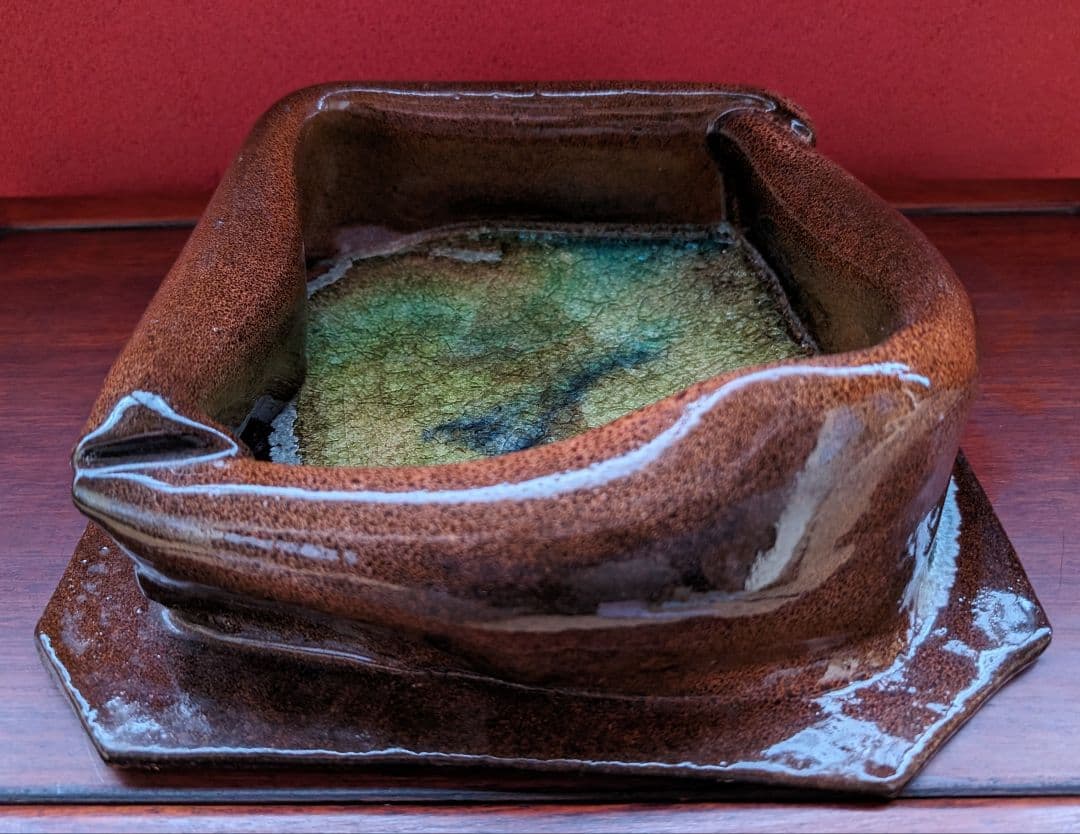 【高光一生】 陶芸 灰皿 オブジェ 花生 茶 緑青 神の子池