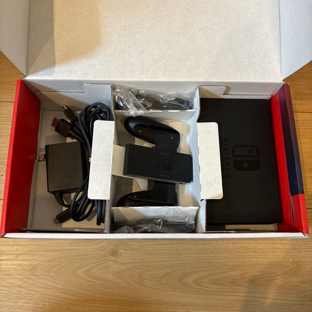 【週末限定値下げ】【付属品完備】Nintendo Switch バッテリー強化版