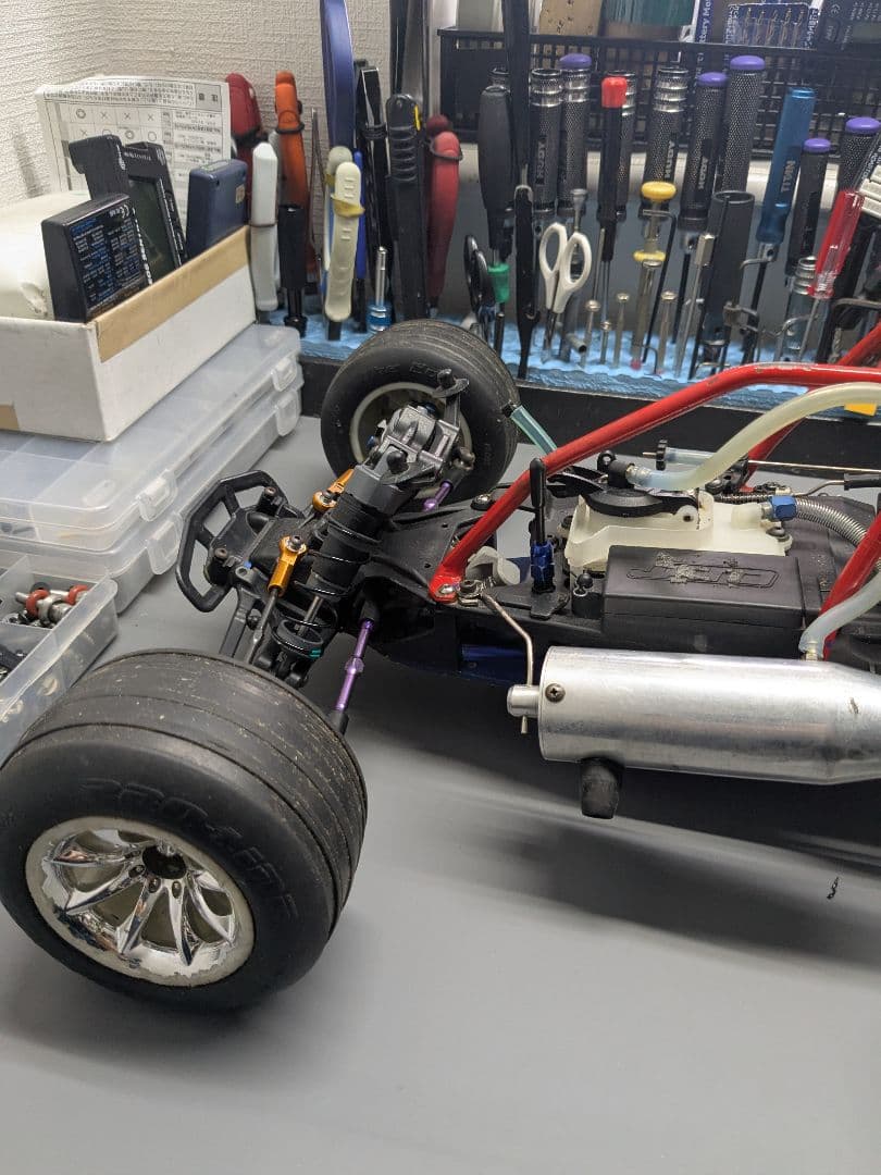 トラクサス 　JATO 　ニトロ25 　1/１０　エンジンカー　２WD