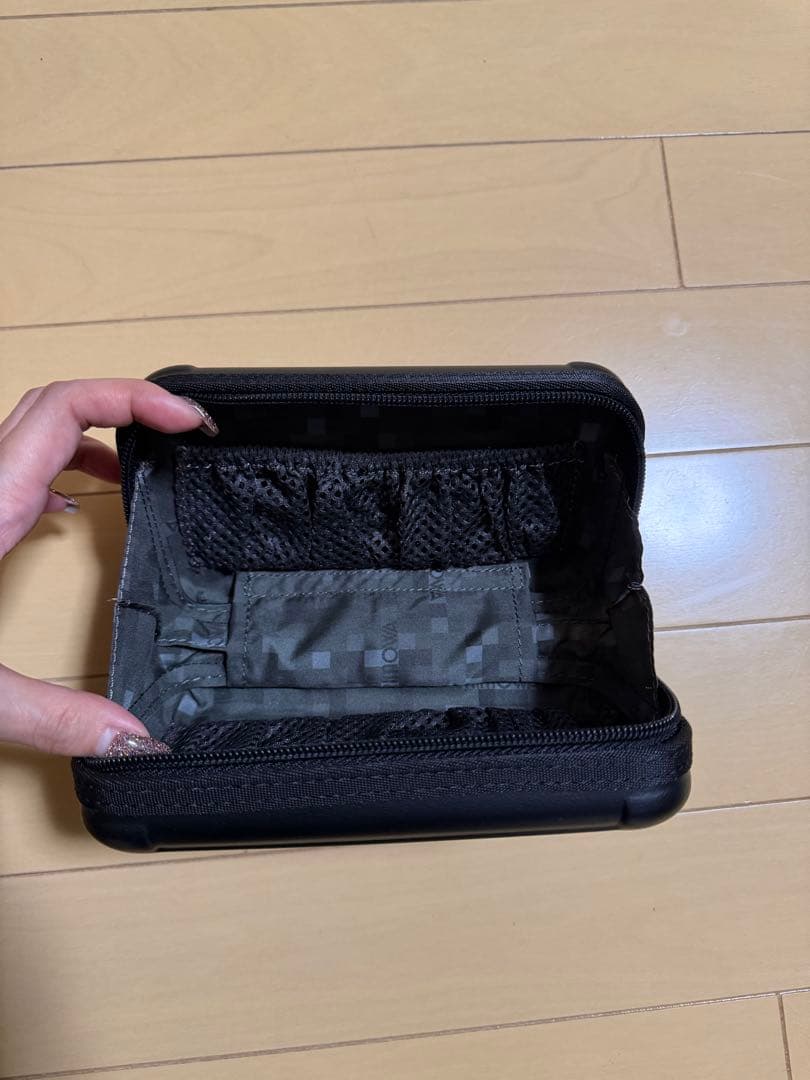 ANA RIMOWA ファーストクラス アメニティ ポーチ