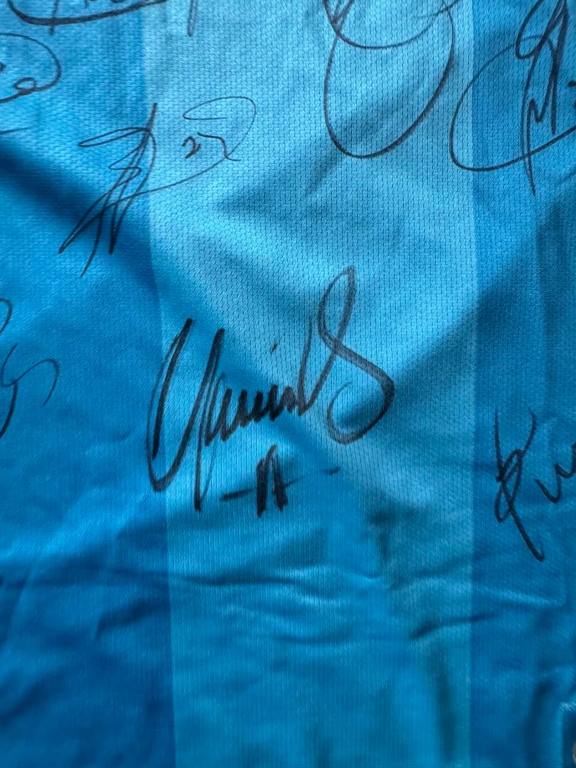 【2008〜2009シーズンFC Barcelona サイン入りユニフォーム】