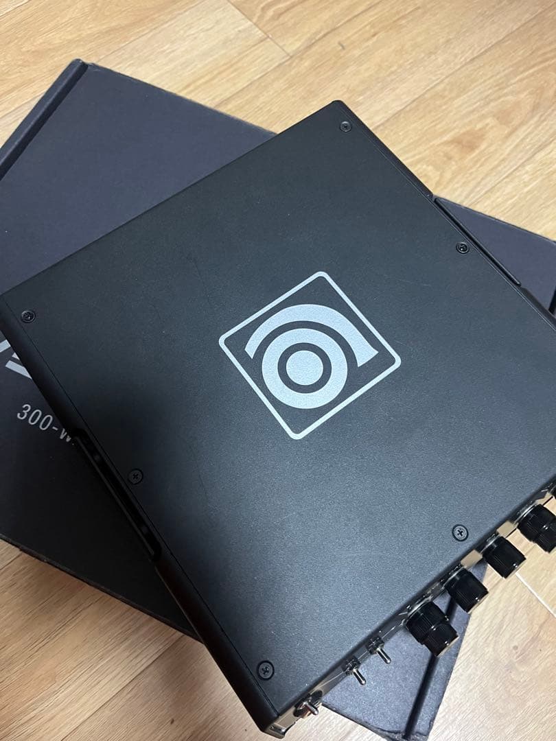 アンペグ AMPEG ベースアンプヘッド 300W VENTURE V3 小型
