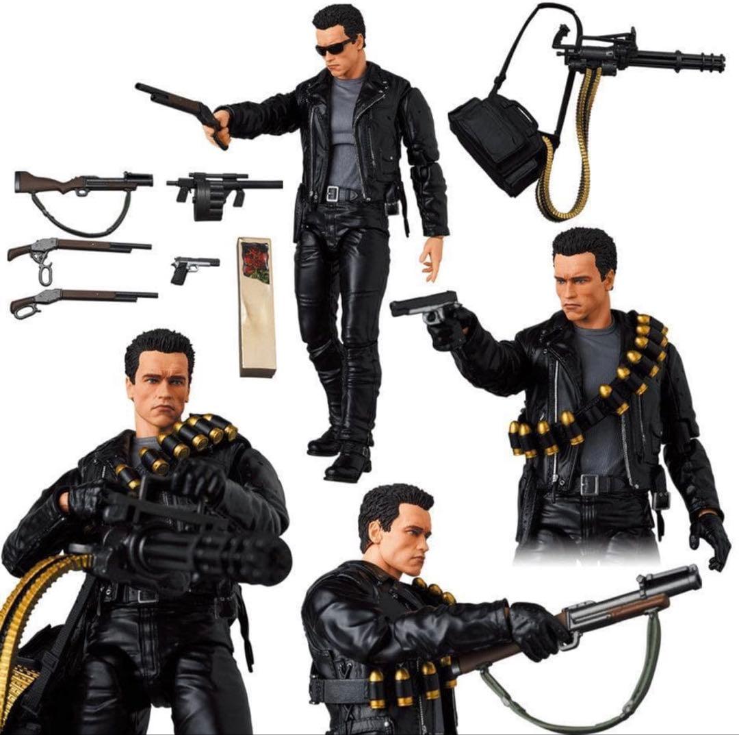 MAFEX T-800フィギュア ターミネーター2 メディコムトイ　シュワルズ