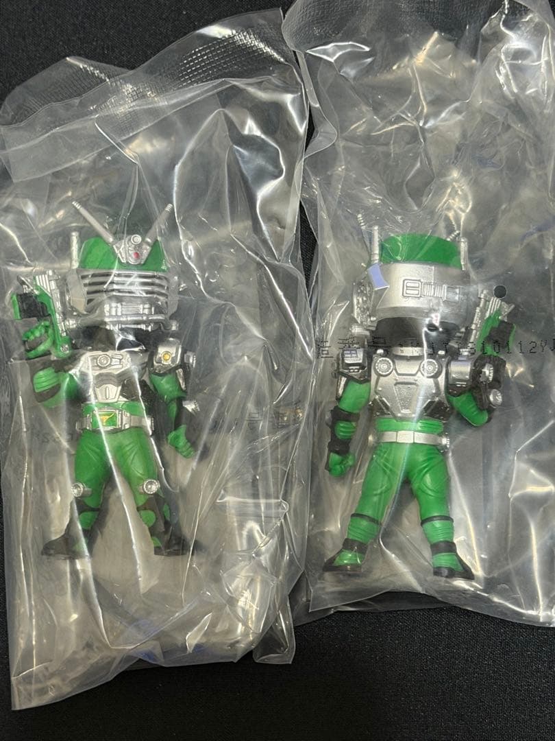 仮面ライダー龍騎 一番くじ　ゾルダ・王蛇セット