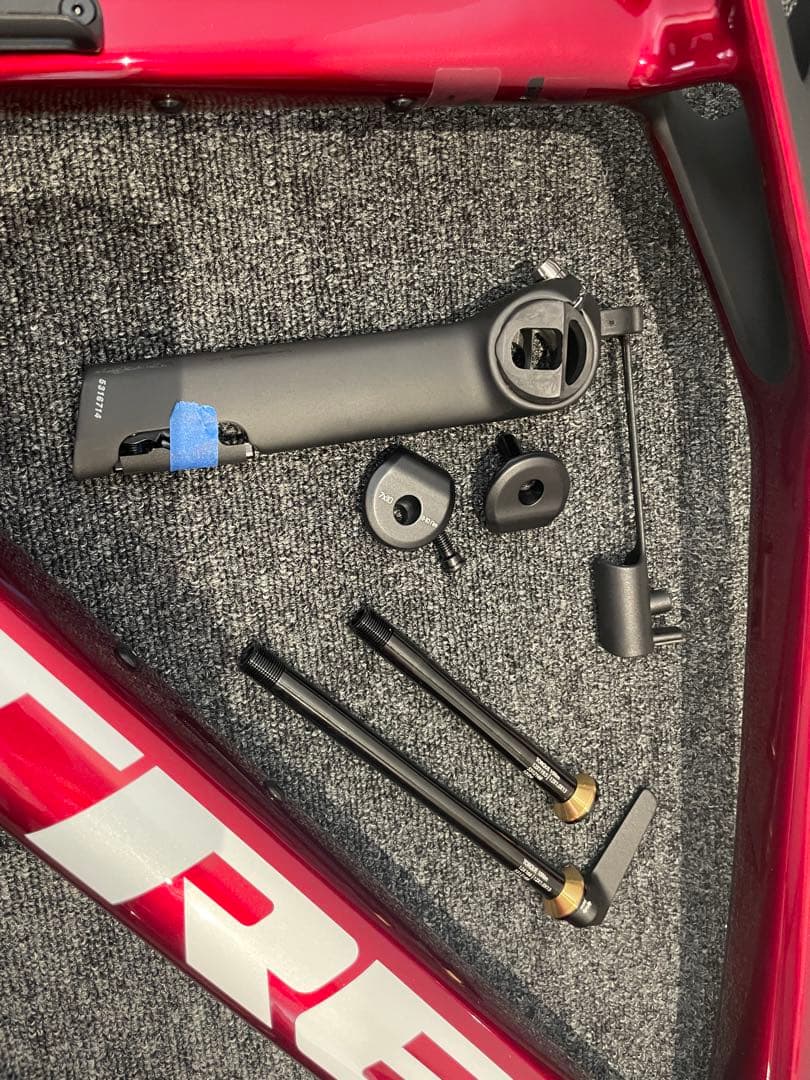 TREK Madone SL GEN8 フレームセット XS 未使用新品