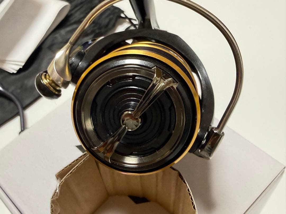 ケ*ジ様 Daiwa 21Caldia カルディア 4000SーC