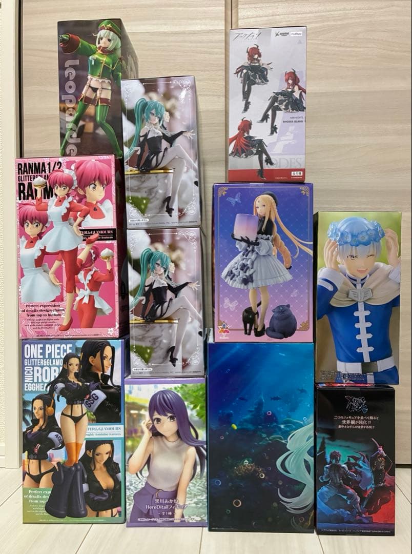 最新　美少女フィギュア　等　まとめ売り　鬼滅　初音ミク　ワンピース　など