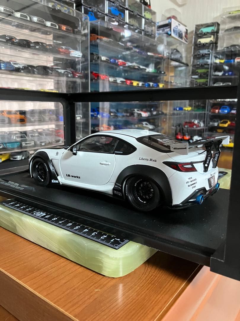 トヨタGR86 リバティウォーク　1/18 新品未使用
