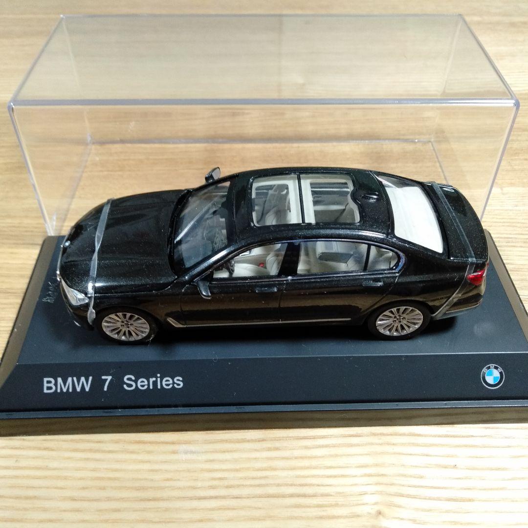 1/43  750Li ブラック メタリック塗装 ケースあり 箱あり