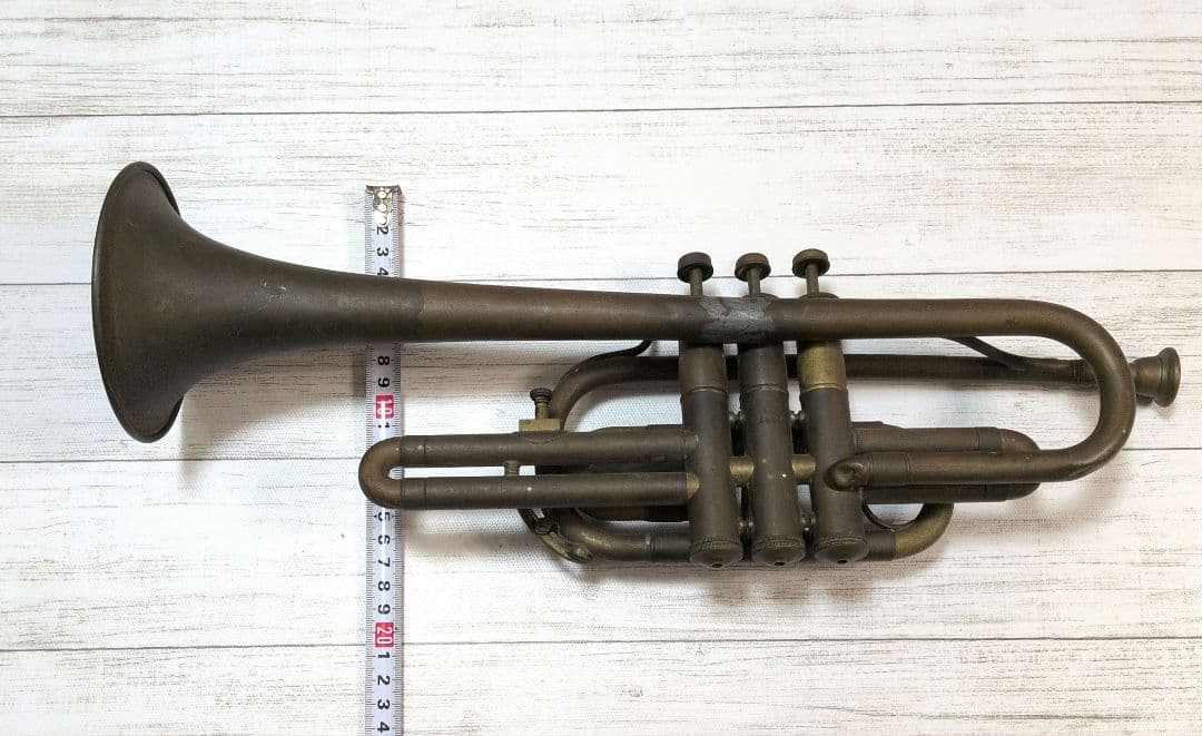 アンティークトランペット 　インテリア置物（詳細不明 動作未確認） ジャンク品