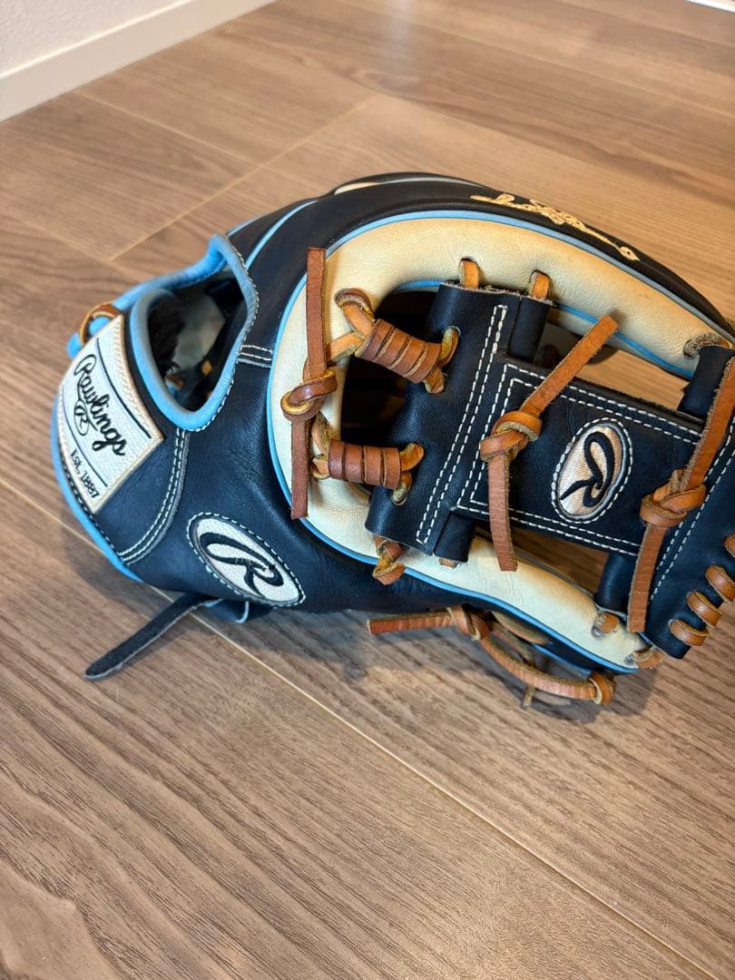 【今月限り期間限定価格】　ローリングス 軟式　グローブ 黒/青 MLBロゴ