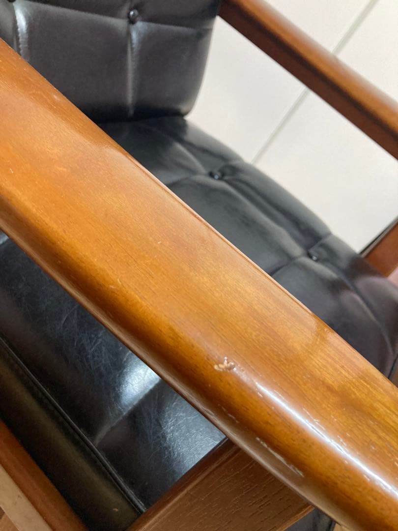 カリモク家具