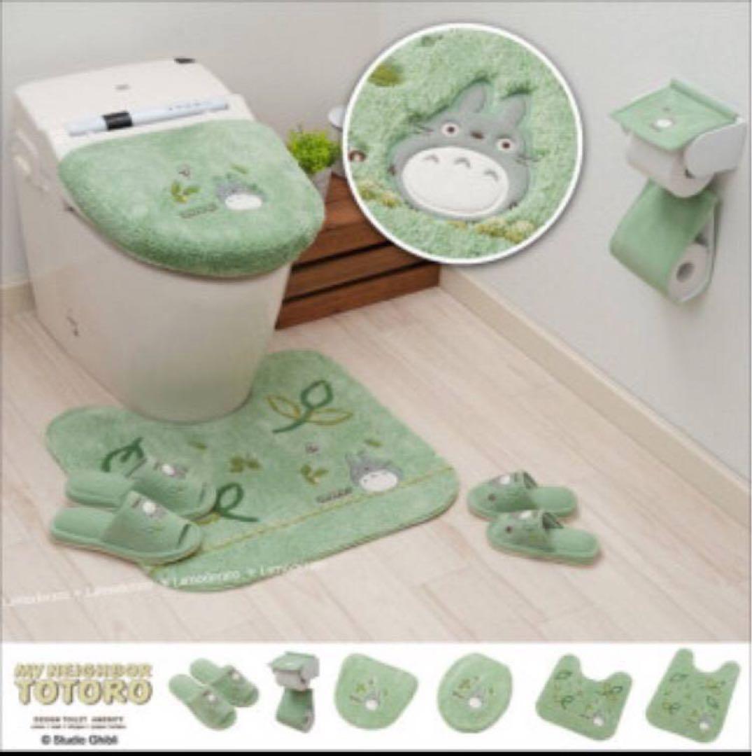 2シリーズセット　ジブリ　となりのトトロ　ネコバス　トイレマットセット　新品