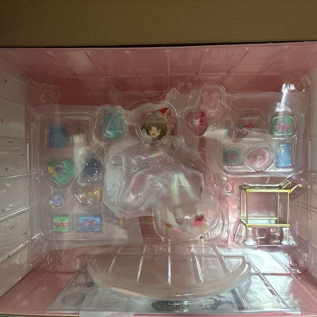 ヨム　名取さな さなちゃんねる王爆誕Ver. 完成品フィギュア