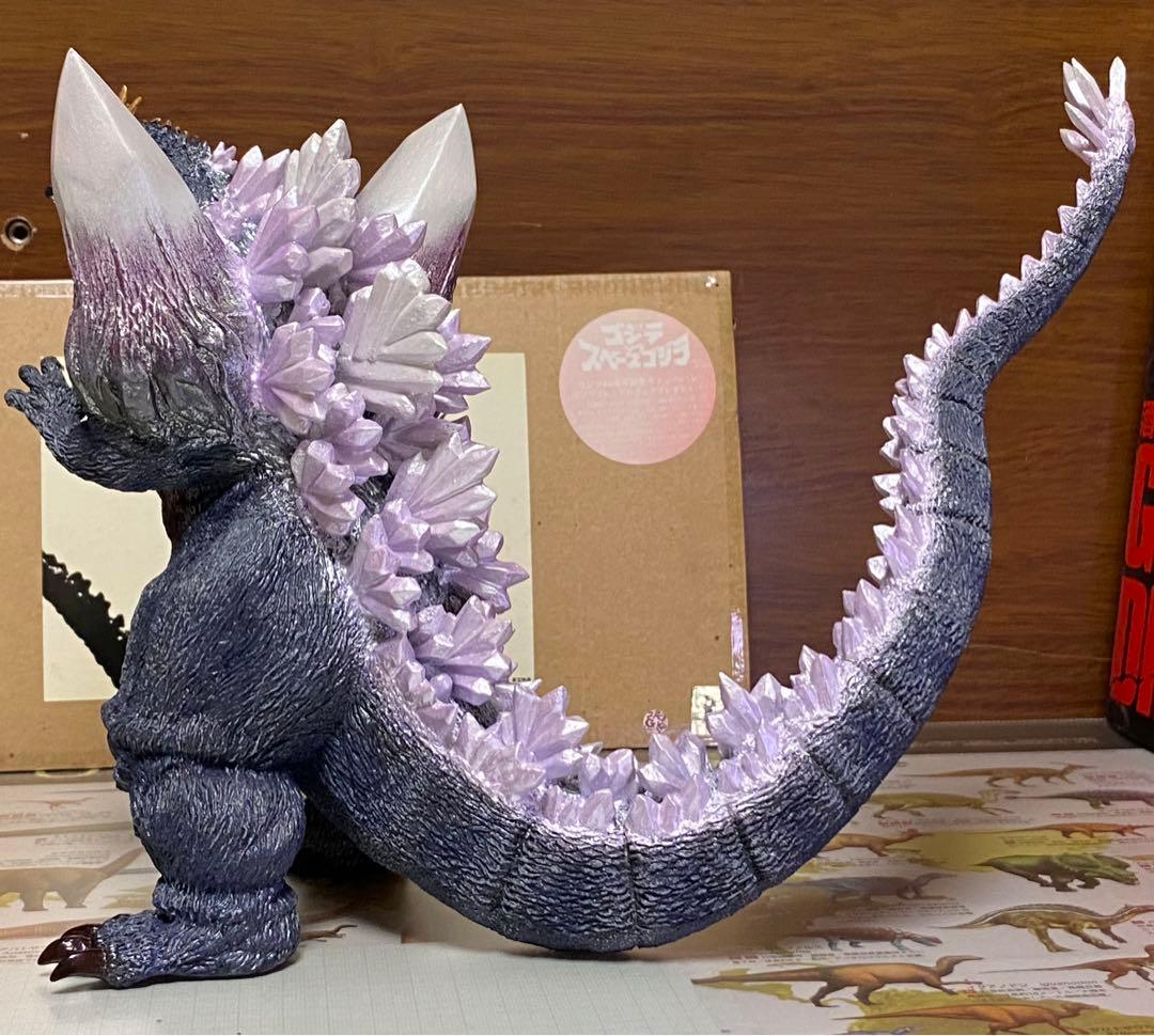 海洋堂 スペースゴジラ レジンキャストキット完成品 原型製作 酒井ゆうじ