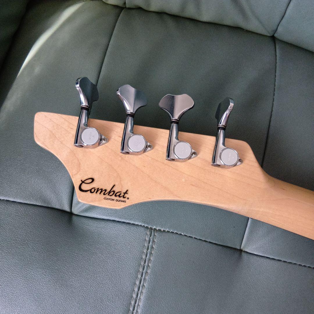 Combat　CUSTOM BASS 　コンバット　美品