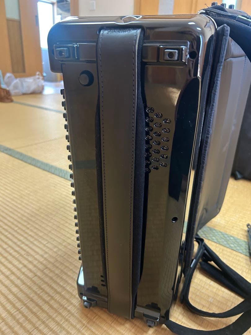 Roland FR-8X アコーディオン 専用ケース付き