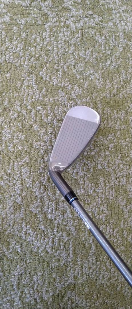 新品　未使用　ダンロップ　ゼクシオ　クロス　0番アイアン