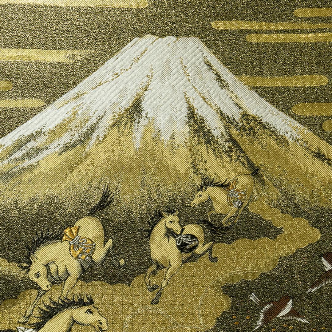 掛軸-1701　富士来寶上駒　高級西陣織　安江政敏原画　太巻　二重箱