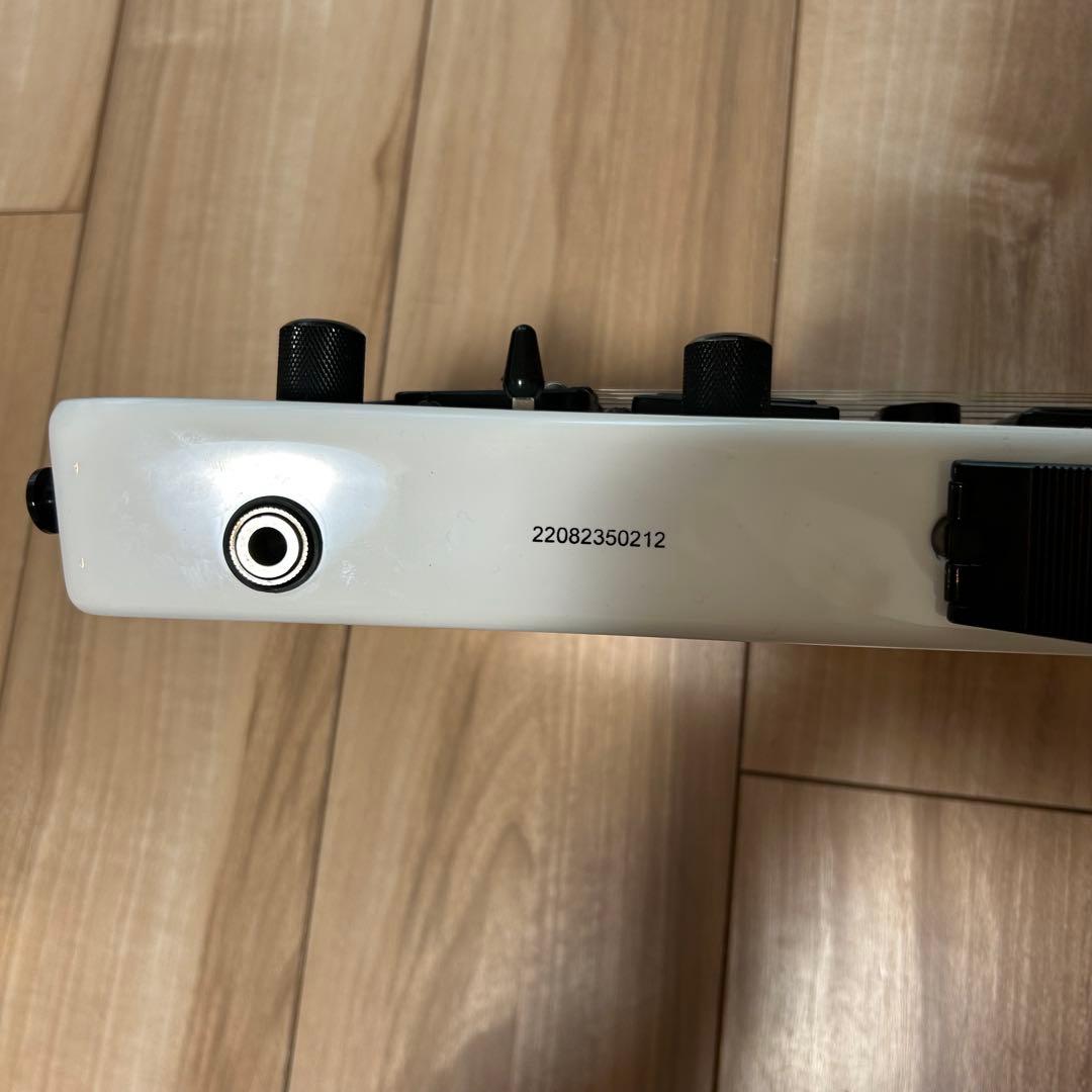 ギター STEINBERGER Spirit GT-Pro Deluxe White