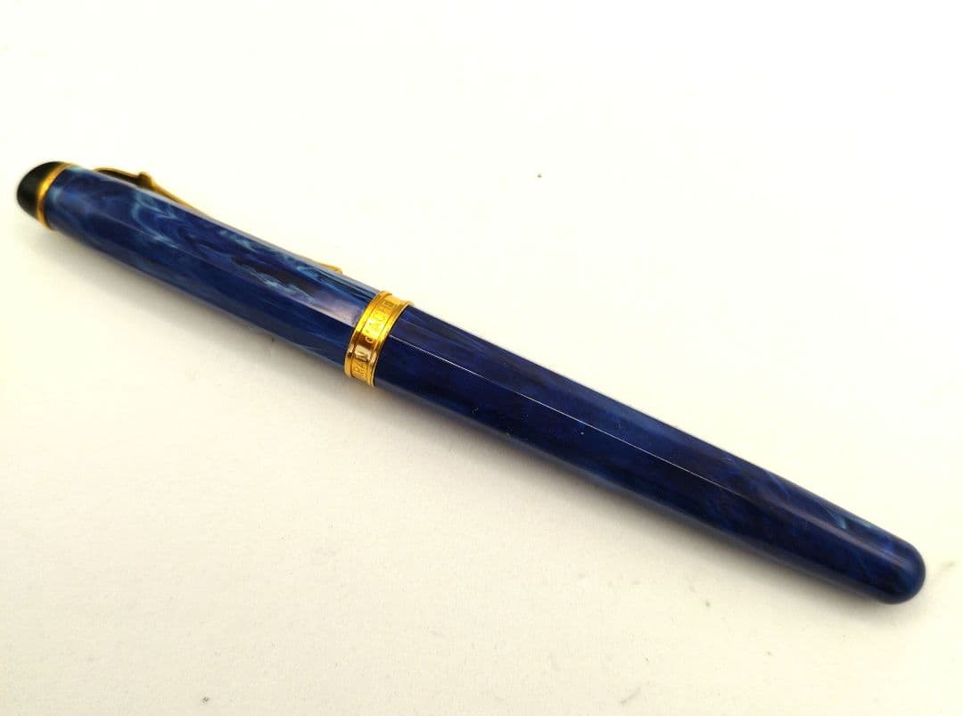 CARAN d'ACHE　 エクイノックス　万年筆　ブルーマーブル