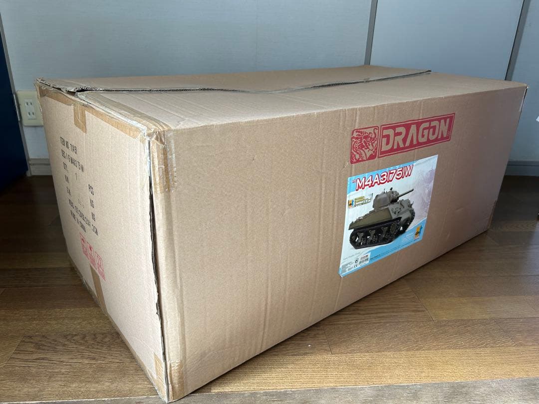 ドラゴン社 1/6 M4A3 シャーマン戦車 塗装済み 未使用品