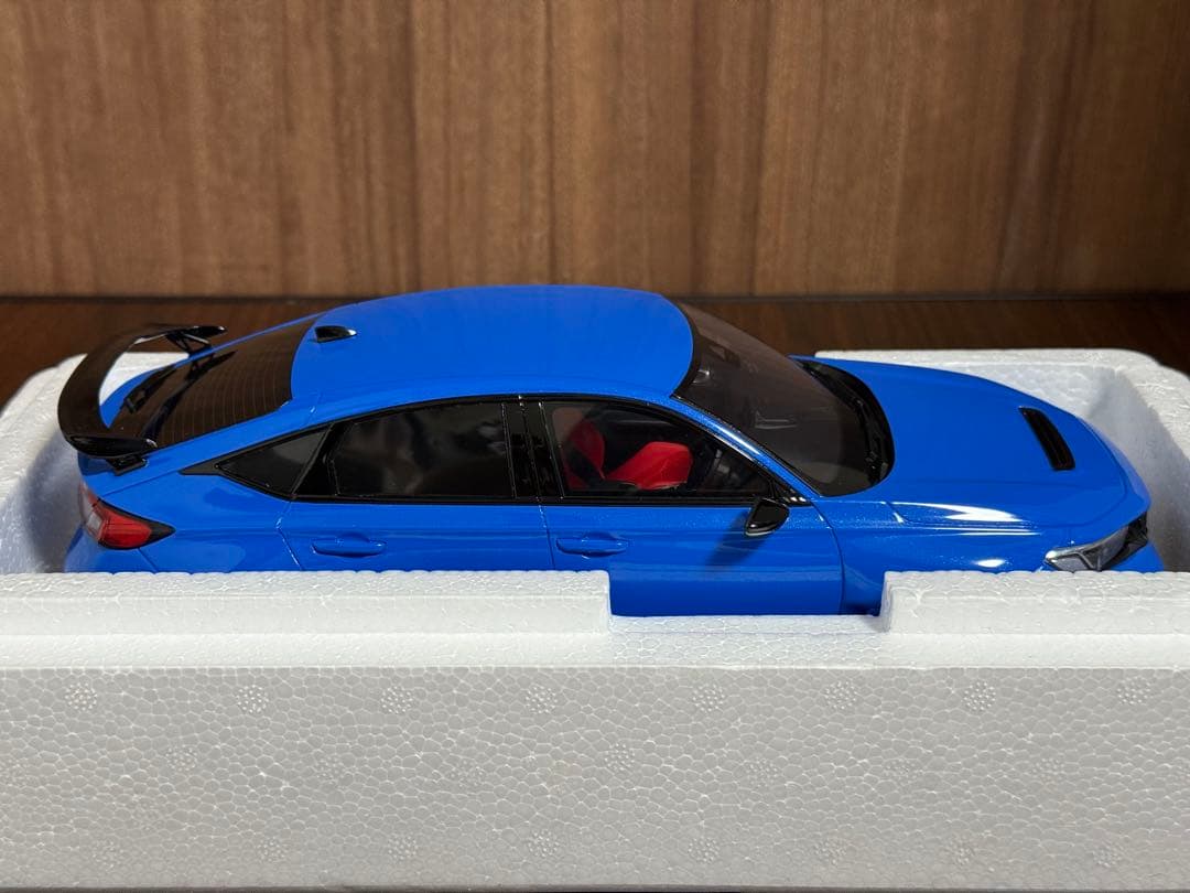 CIVIC TYPE R FL5 1/18ミニカー OttO mobile製