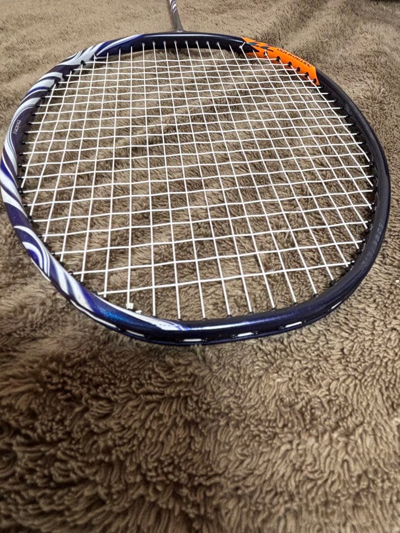 YONEX アストロクス100zz 4u5 ダークネイビー 2本