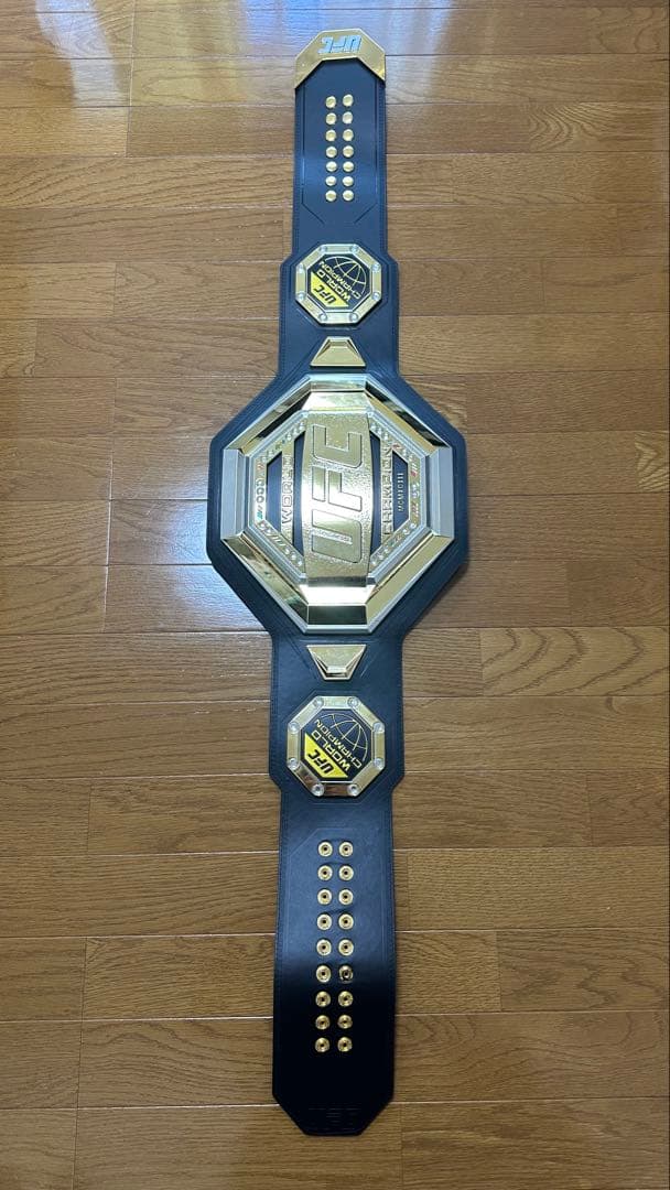 UFC チャンピオンベルト レプリカ　新品未使用品