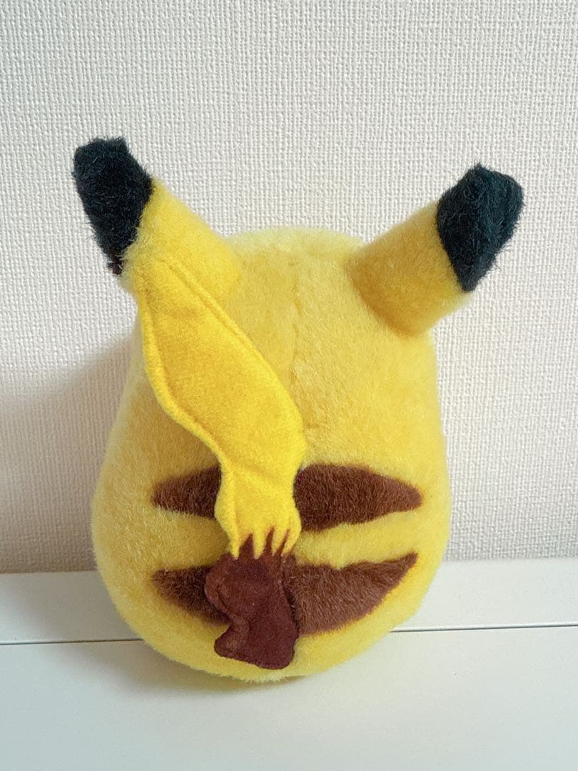 初期 ピカチュウ ぬいぐるみ