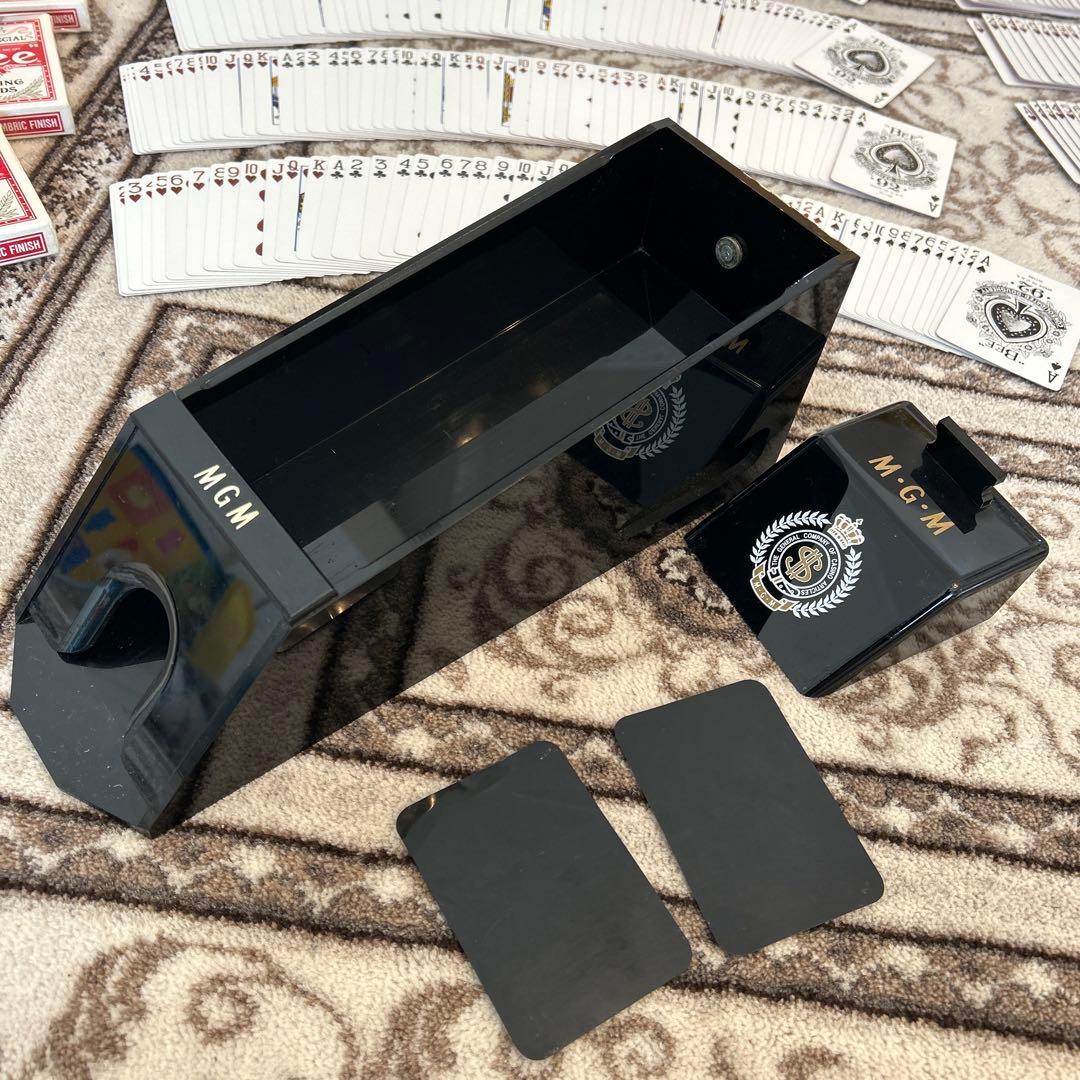 Bee Playing Cards & MGM トランプシューター