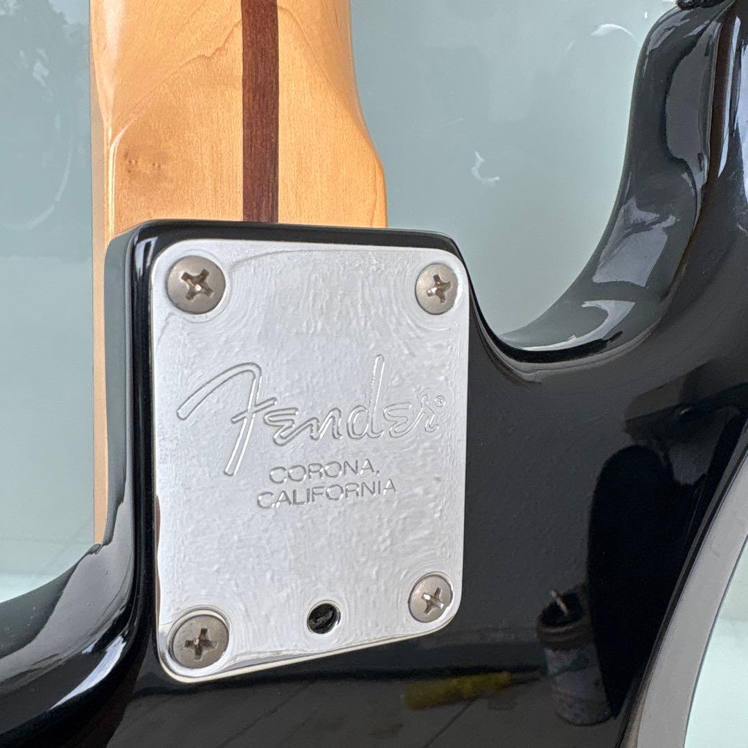 Fender フェンダー　ブラック　USA ストラトキャスター