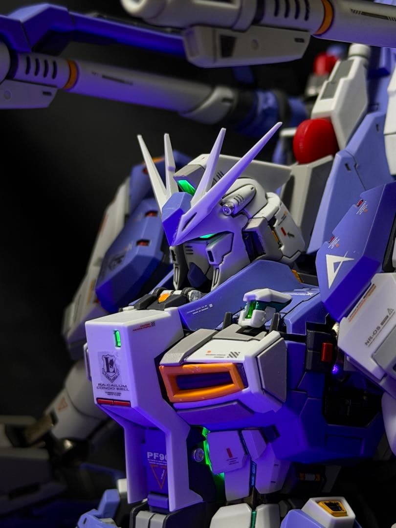 1/100 rx93v2 ハイニューガンダム 改修 塗装済完成品 ガンプラ完成品