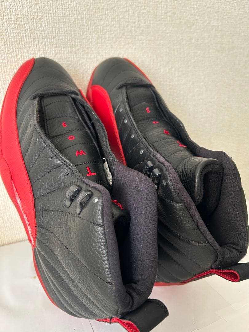 Air Jordan 12 ブラック/レッド