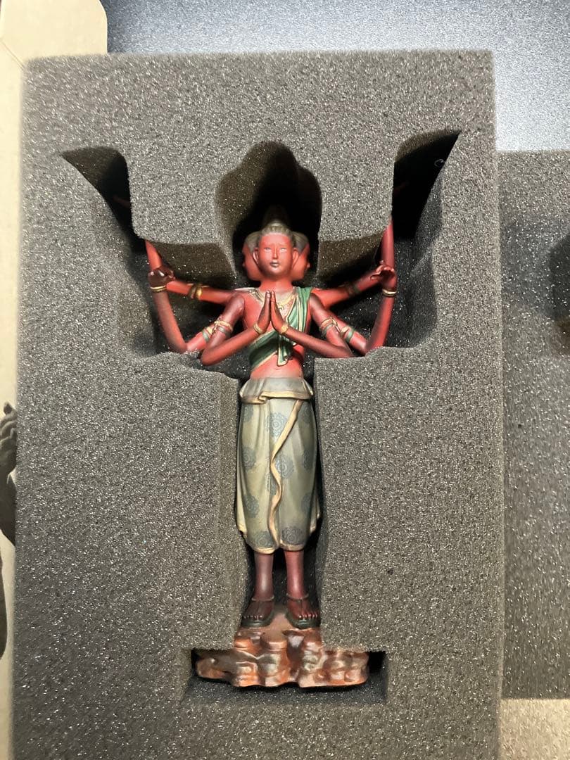 限定品　海洋堂 興福寺創建1300年記念 国宝阿修羅展 公式フィギュア 阿修羅像