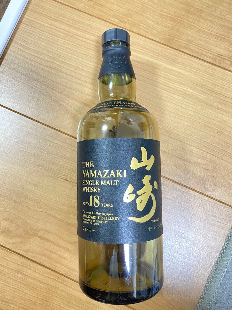 空き瓶です！山崎 18年 シングルモルトウイスキー 700ml