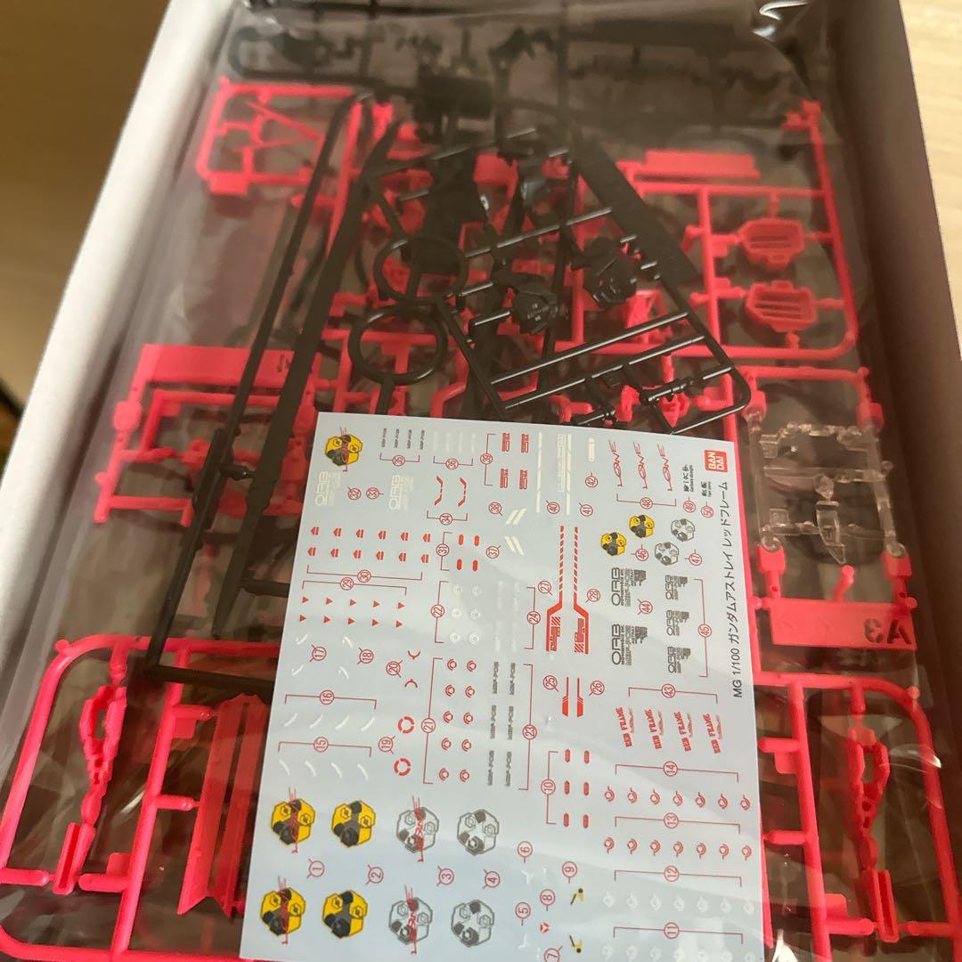 MG 1/100 ガンダムベース限定　ガンダムアストレイ