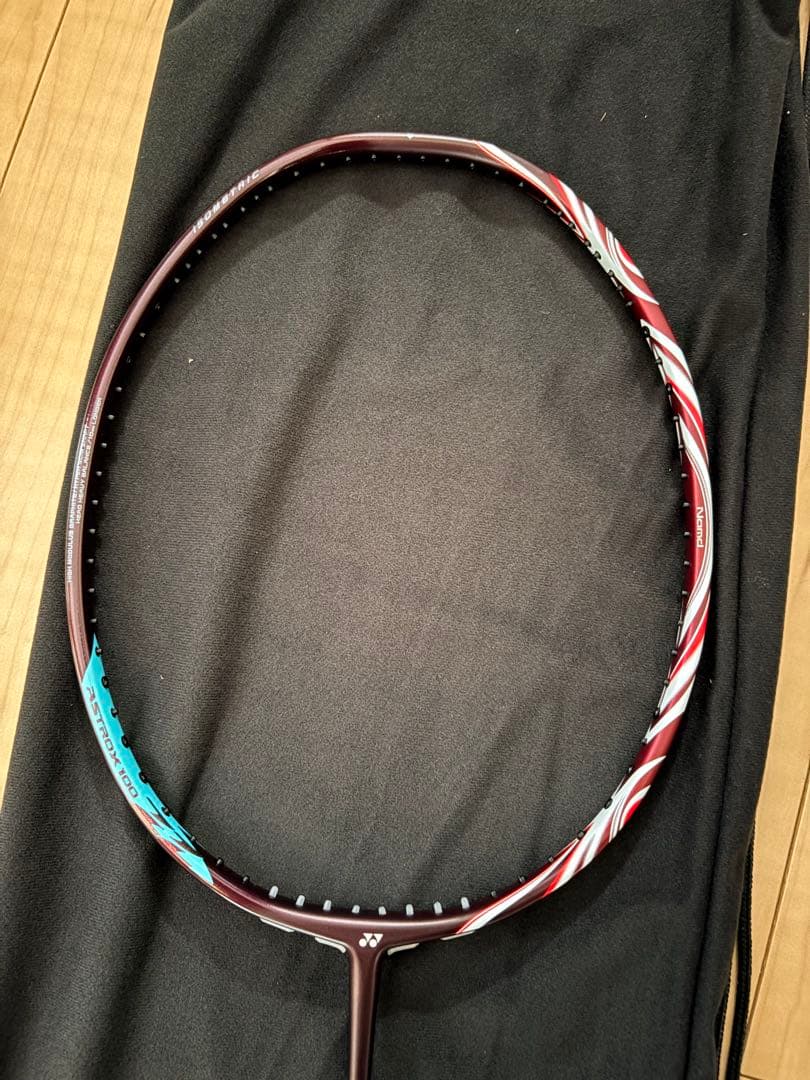 YONEX アストロクス100zz 3u6