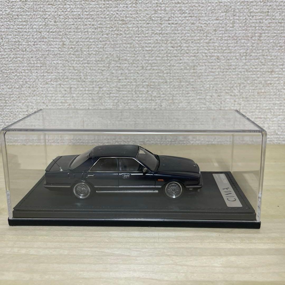 イグニッションモデル　日産シーマ　ミニカー