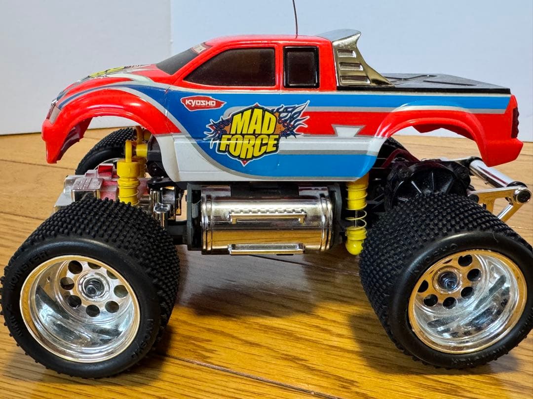 KYOSHOミニッツモンスター中古