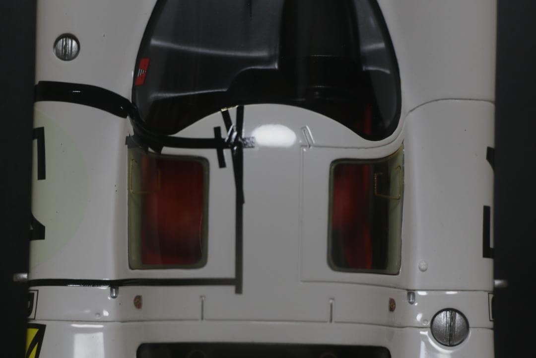 超貴重スパーク製　ポルシェ９０７Ｌ　1／１８　１９６８デイトナ２４Ｈ優勝車仕様
