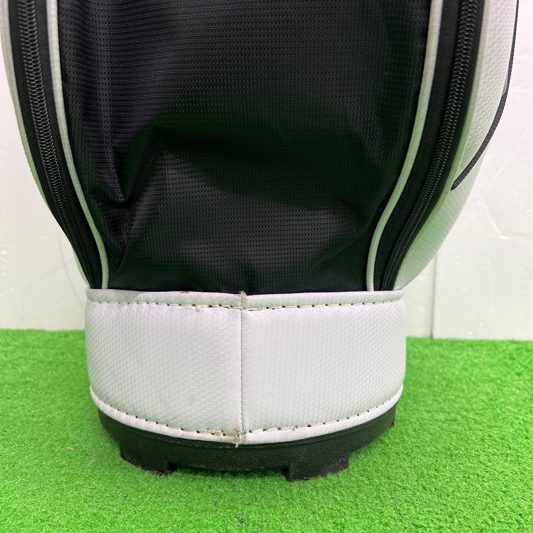 テーラーメイド　TaylorMade　キャディバッグ　ゴルフバック　8インチ　白