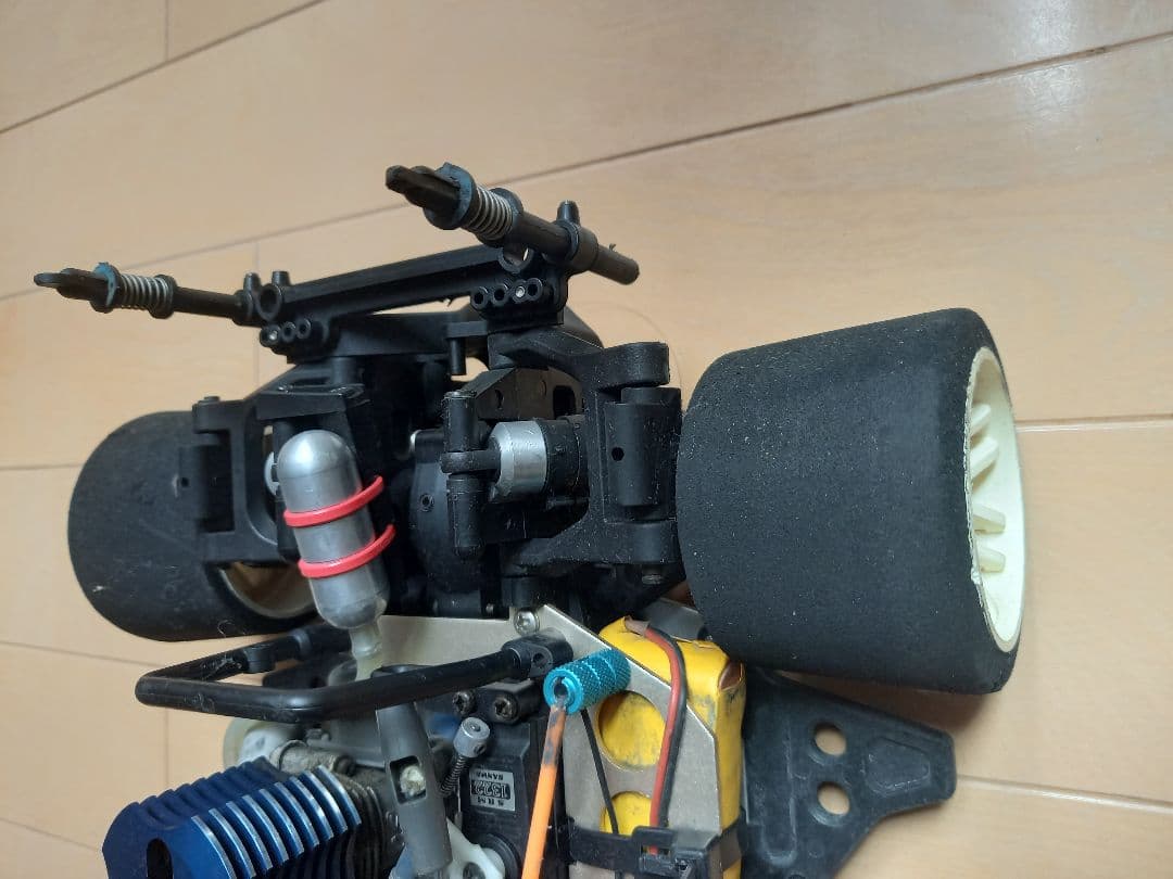 Calsonic Nissan ラジコンカー